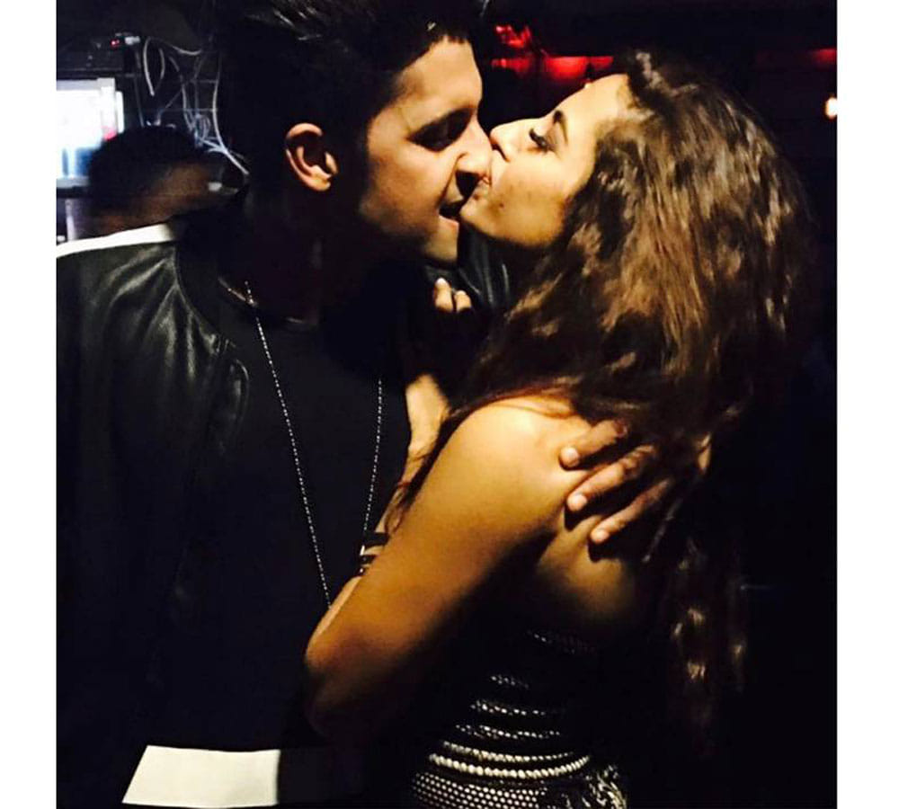 tv actor ravi dubey share a private photo with wife sargun