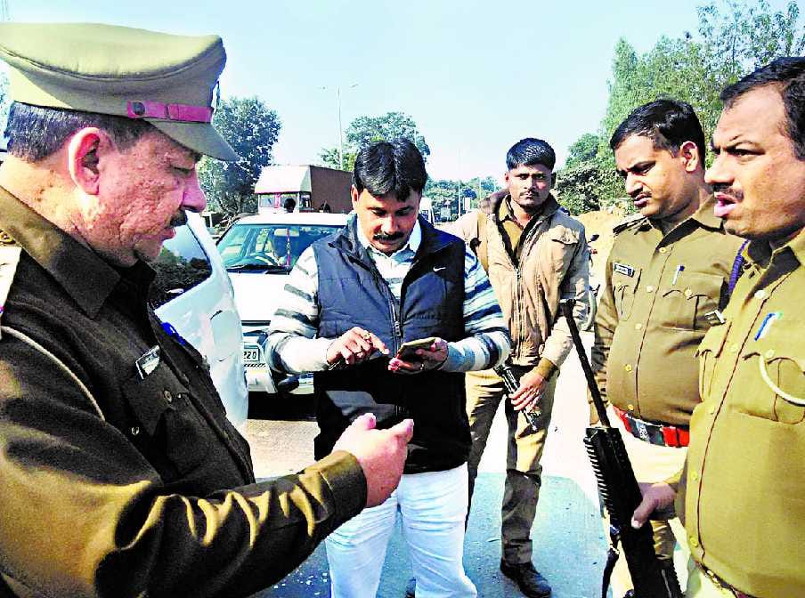 3.93 lakh cash seized from three vehicles