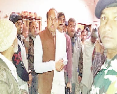 dahsat mein palayan ki chetawni