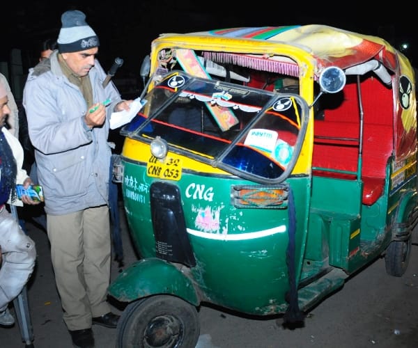 A car accident in lucknow in uttar pradesh.