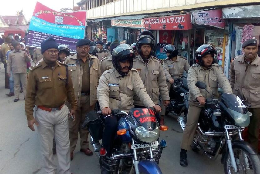 Follow traffic rules in ranikhet