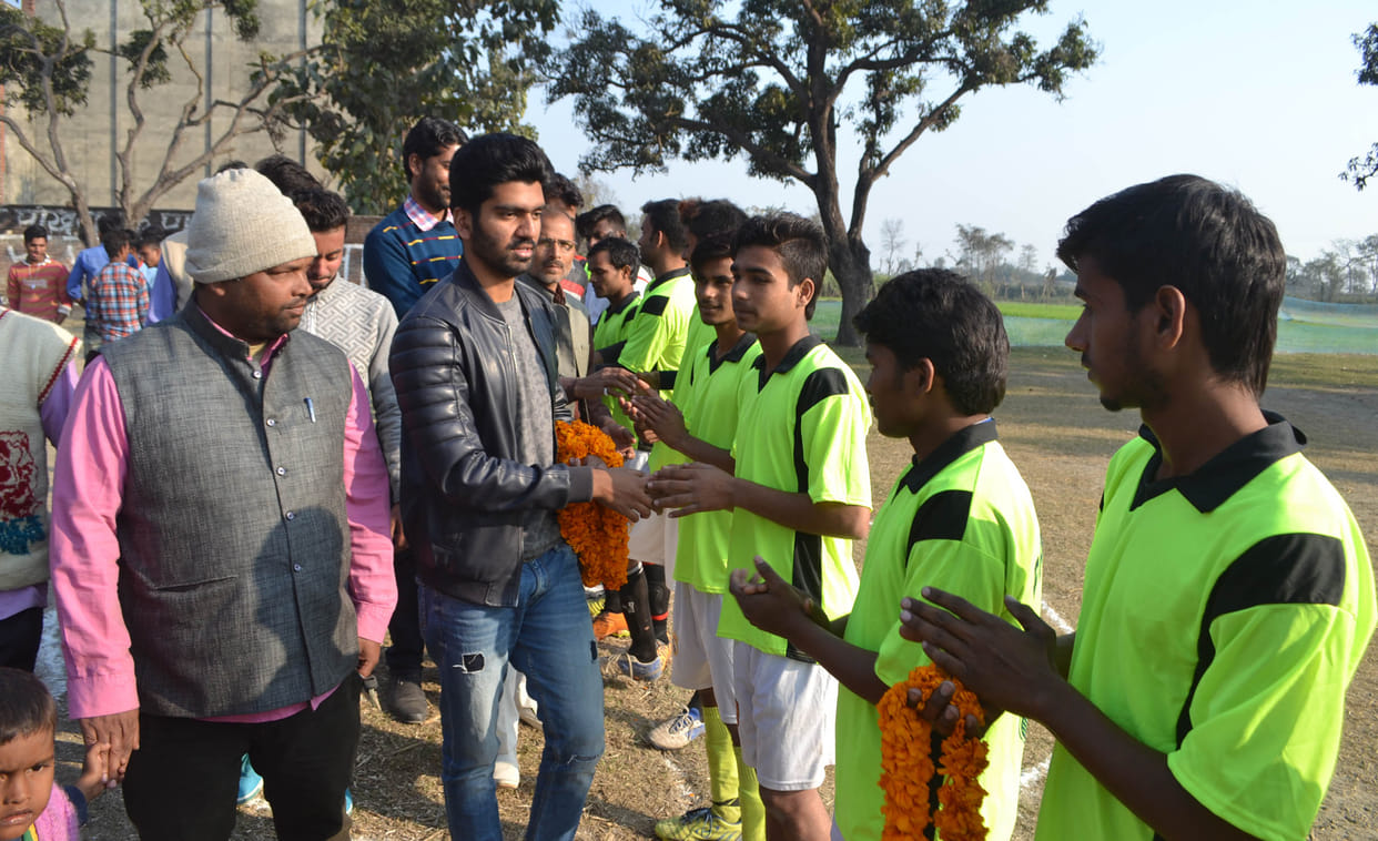 He won the match by a goal Padrauna
