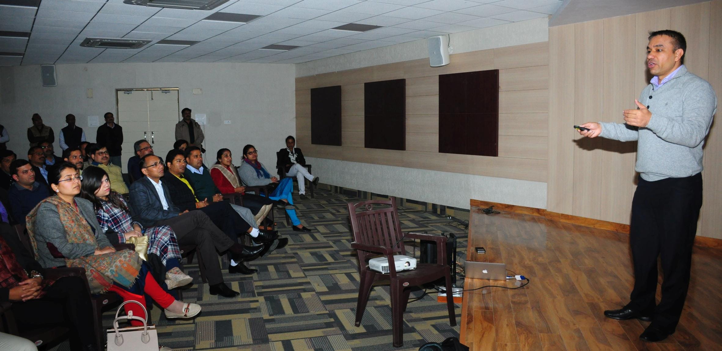  ias officers visit in women power line lucknow 