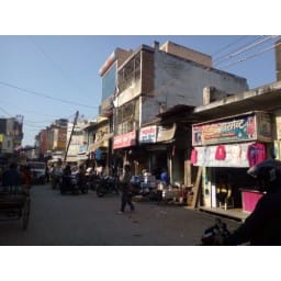 market, light, cable, pol, accident, shopkeeper, je