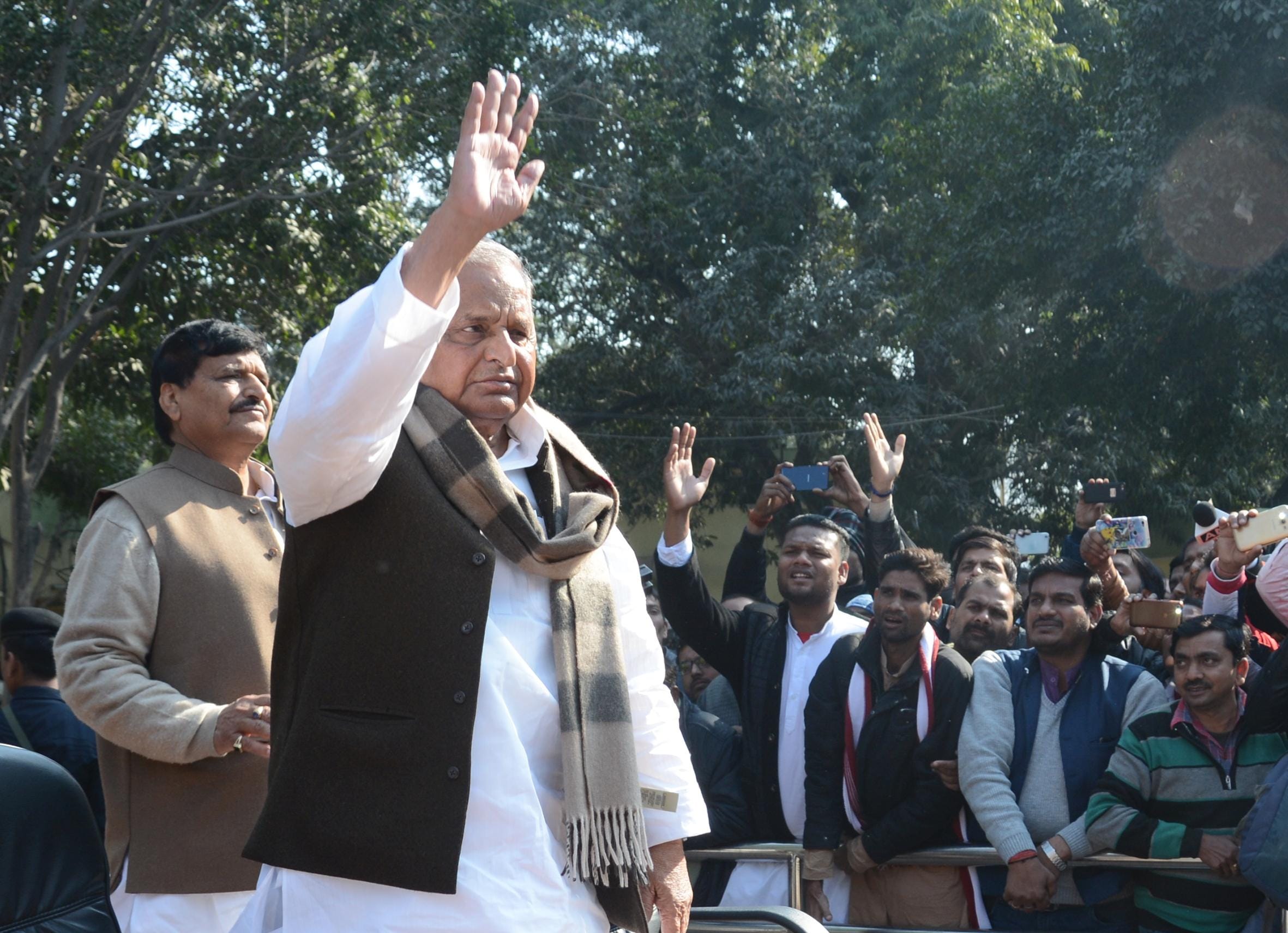 First time Azam Khan discloses the value of Mulayam Singh Yadav in SP
