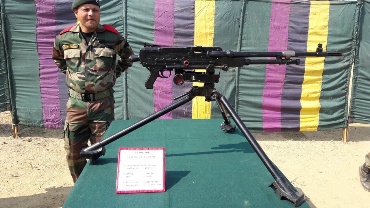 Army weapons exhibition held in Varanasi, see pictures 