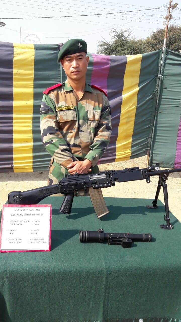 Army weapons exhibition held in Varanasi, see pictures 