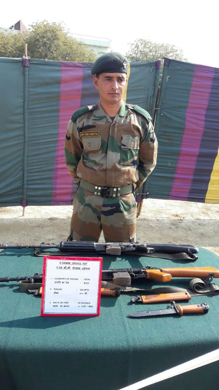 Army weapons exhibition held in Varanasi, see pictures 