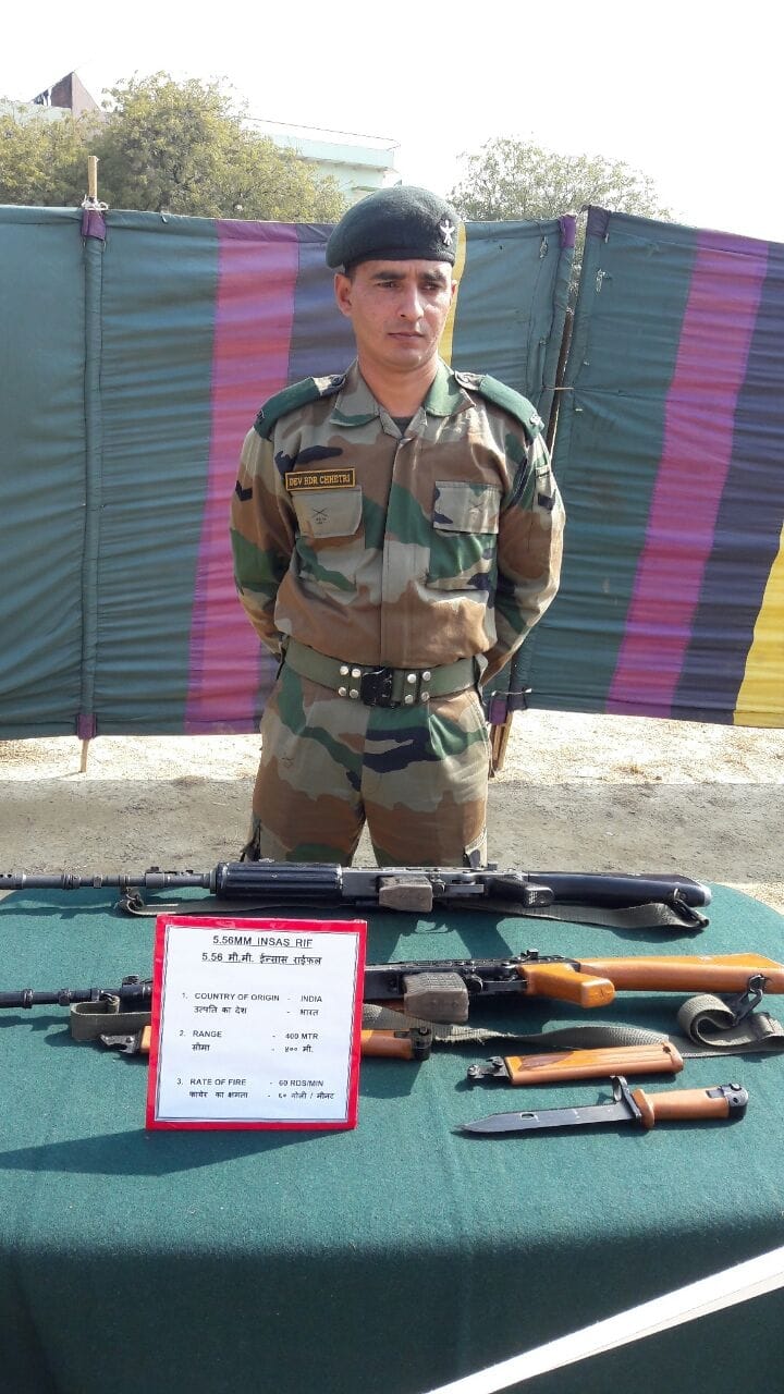 Army weapons exhibition held in Varanasi, see pictures 