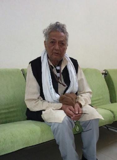 International artist is wandering for pension