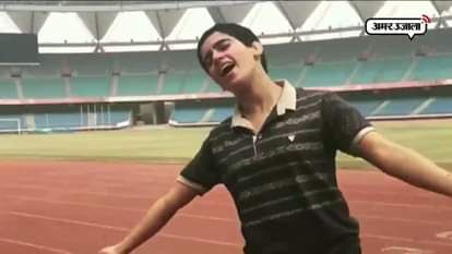 DANGAL GIRL SANAYA MALHOTRA RECREATED SHAHRUKH’S MITWA