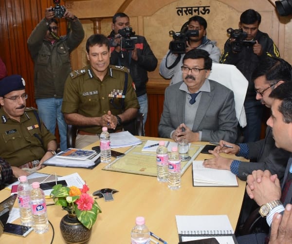officers meet on preprations for uttar pradesh election.