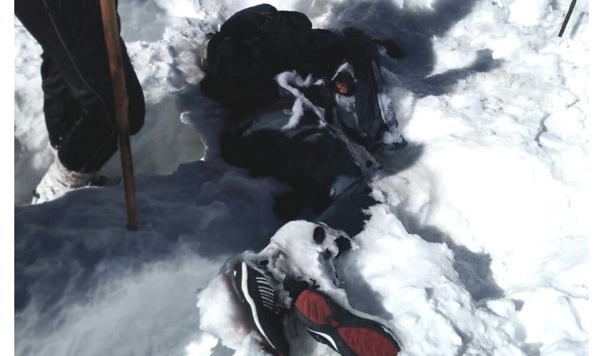 NIT Student Found Dead in Snowfall at Shikari Devi, live Photos.