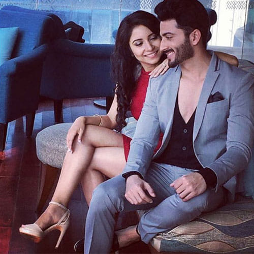 this tv couple enjoy their honeymoon in maldives