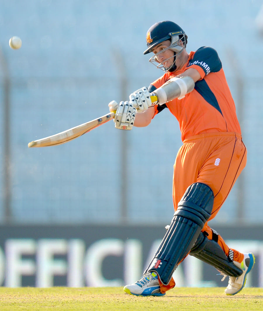 Big Records Broke In T-20 Match in Big Bash League