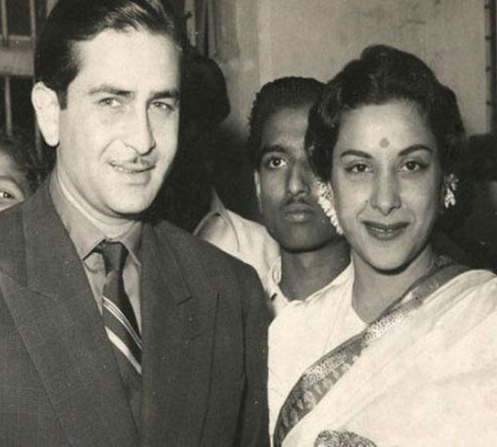 Raj Kapoor Birthday Special Know About His First Meeting With Nargis Dutt