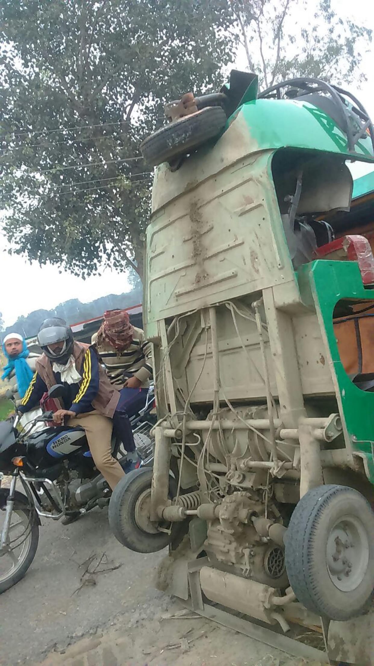 One killed, five injured in road accidents.