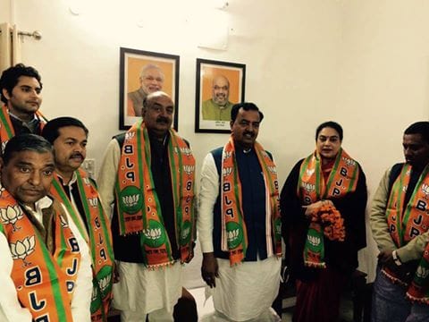 sp mla aridaman singh joins bjp