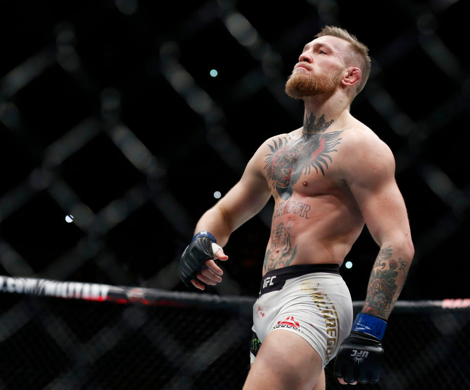 Dana White offers Floyd Mayweather $25 million for a fight against Conor McGregor
