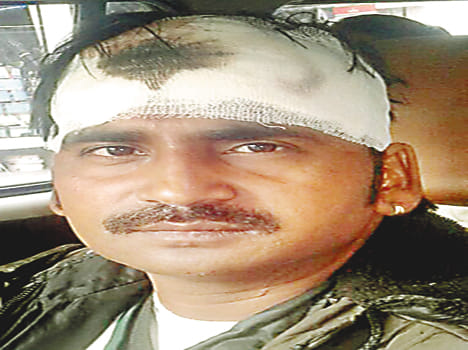 Businessman robbed, beaten and five thousand