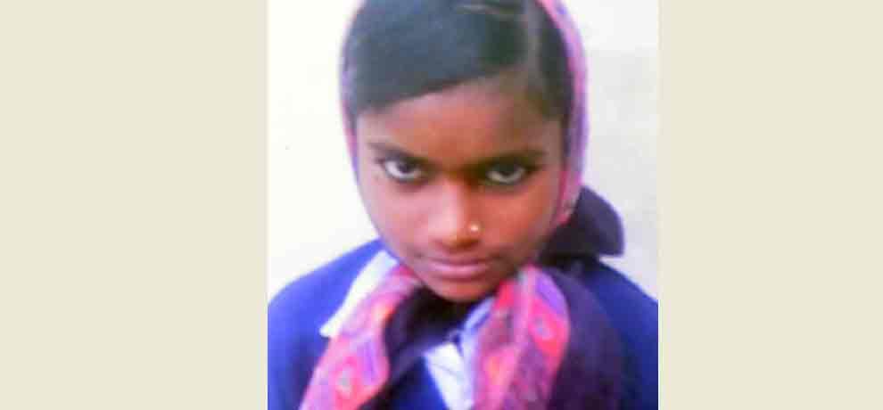 fire in slum, killed four children and Scorched couple
