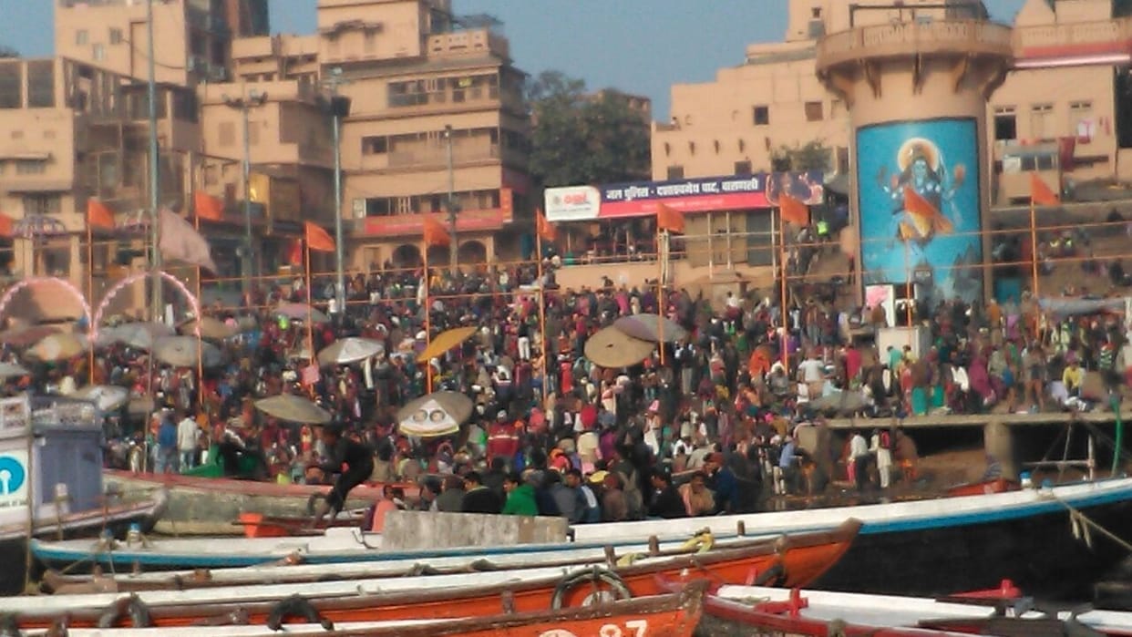 Makar Sankranti Varanasi Ganga three lakh pilgrims to bath
