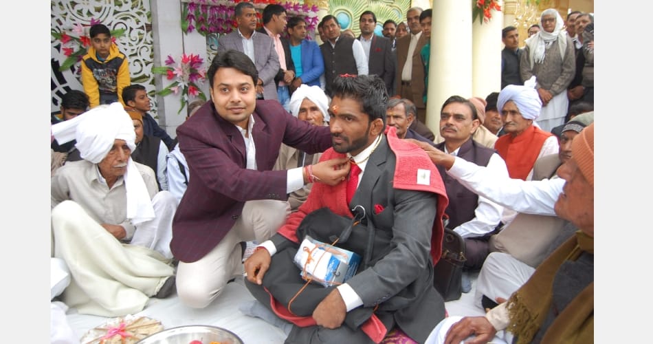 Olympian wrestler Yogeshwar dutt engagement in sonipat 