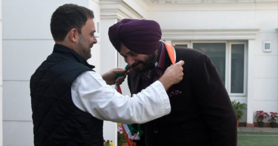 Navjot Singh Sidhu arrives in Amritsar; welcomed by Congress party workers