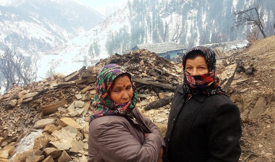 Heavy Snowfall After Fire in Tangdu Village Rohru.