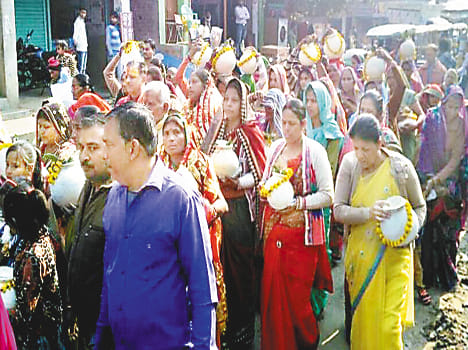 Fledged Band came out with the urn travel Pushpwarsha
