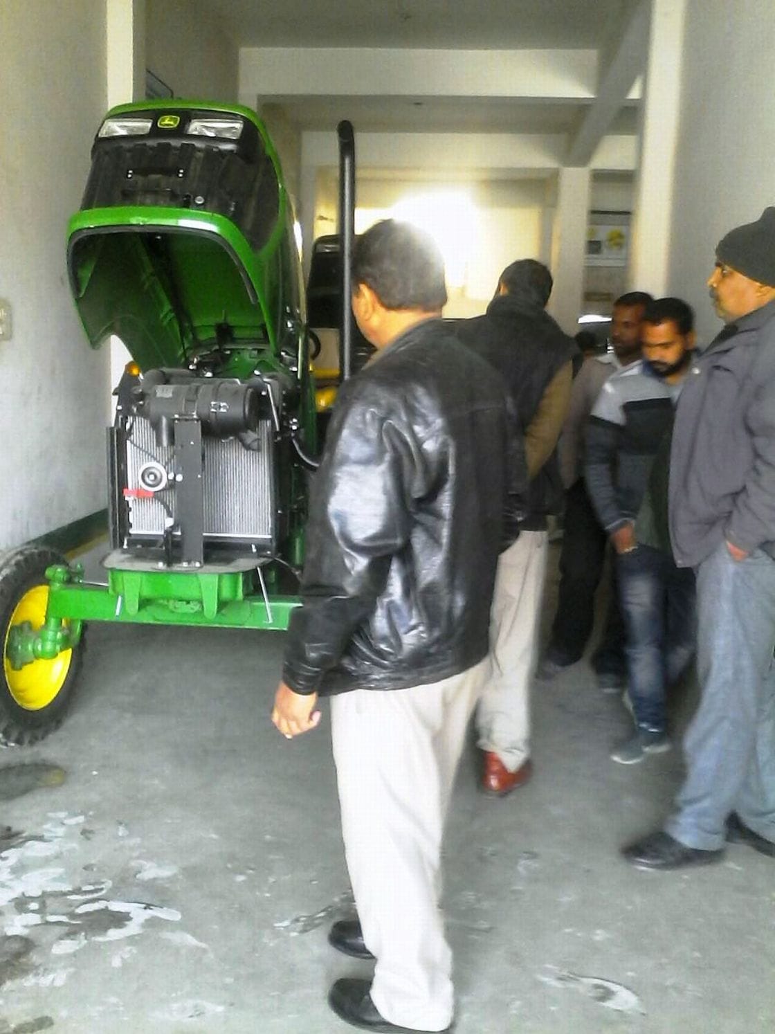 Stealing the show room by breaking the locks Tractors agency