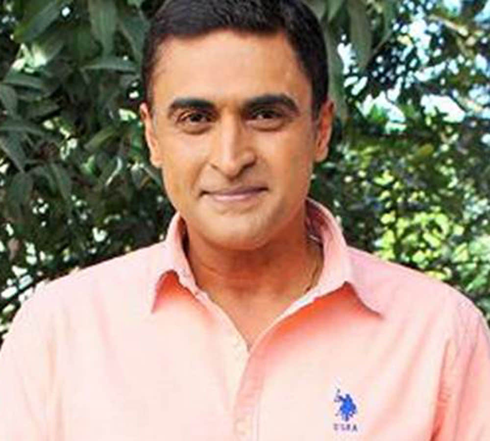 Mohnish Bahl career was almost finished until he did film Maine Pyar Kiya with Salman Khan
