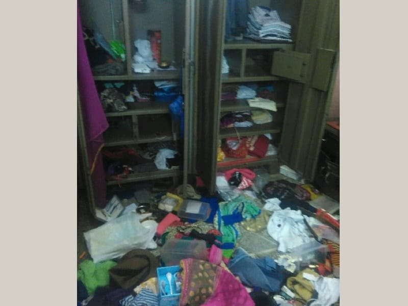 Theft, home burglary, the family was at the wedding, book cases, Mandi Gobindgarh