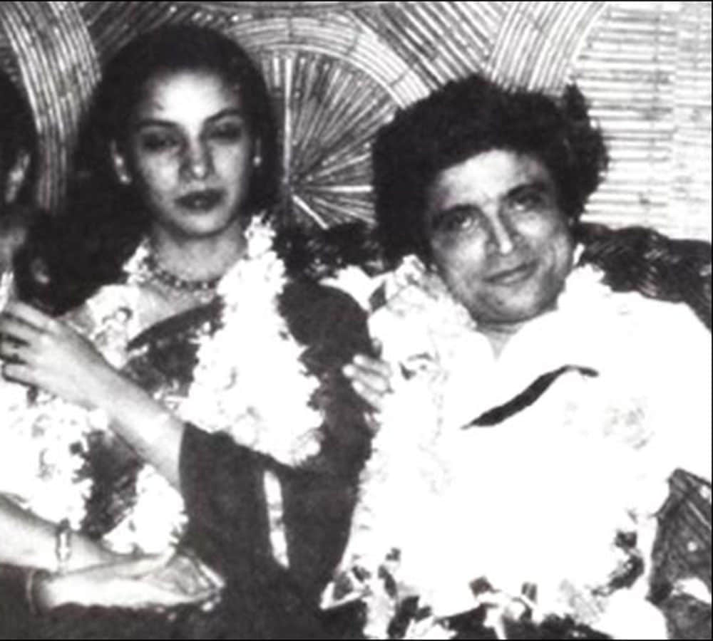 javed akhtar first marriage with honey irani know his love story
