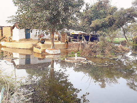 The village entered the canal increased tension