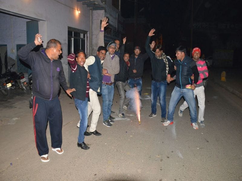 Akhilesh danced in celebration of the victory of the pro cycling icon