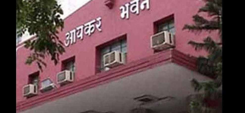 60 lockers were opened on fake IDs, Alaknanda lockers seized 50 million