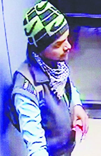 Rs 23 flown by changing ATM card