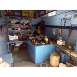 one, night, theree, shop, broken, lock, police, case