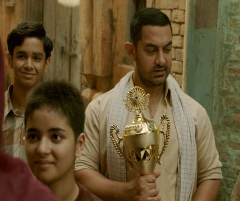 Filmfare Awards: Aamir Khan and his 'Dangal' emerge as winners