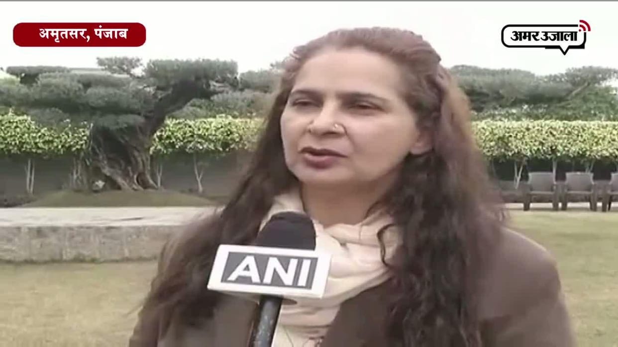 Lok Sabha Chunav 2019: Navjot Kaur Sidhu hits sought at Amarinder Singh