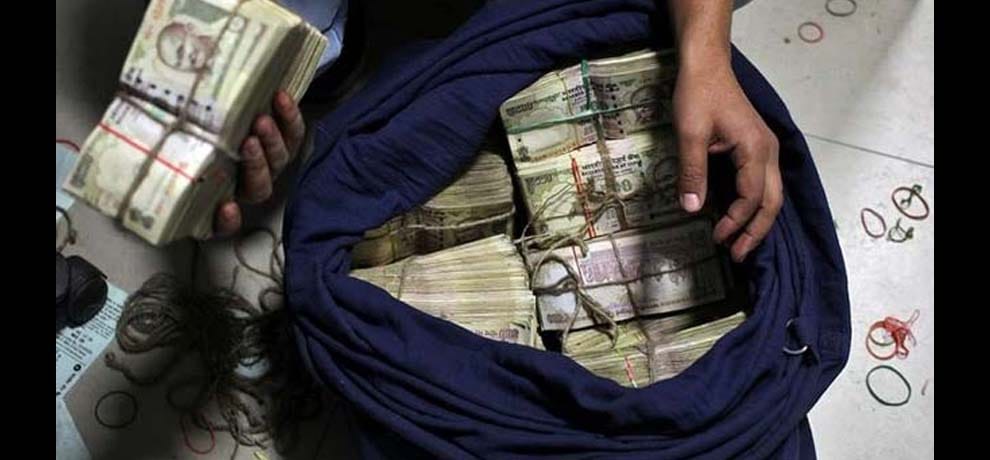  Police seized old notes worth Rs 2.53 crore in Hyderabad and four man arrested