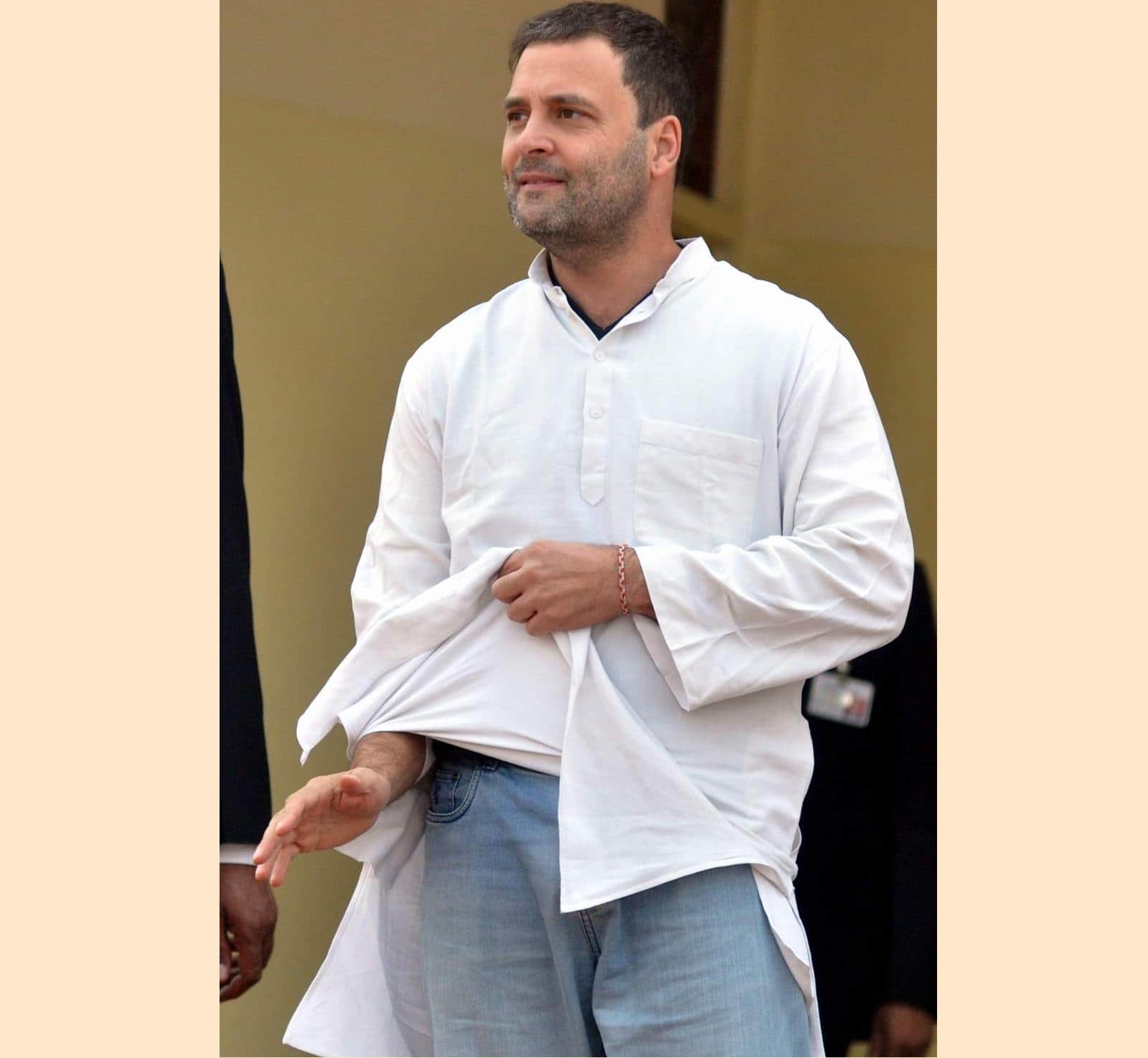 Rahul gandhi birthday funny incident with torn kurta 