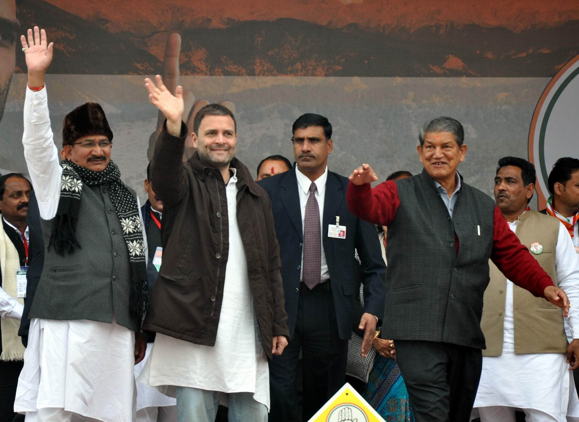 Rahul gandhi birthday funny incident with torn kurta 