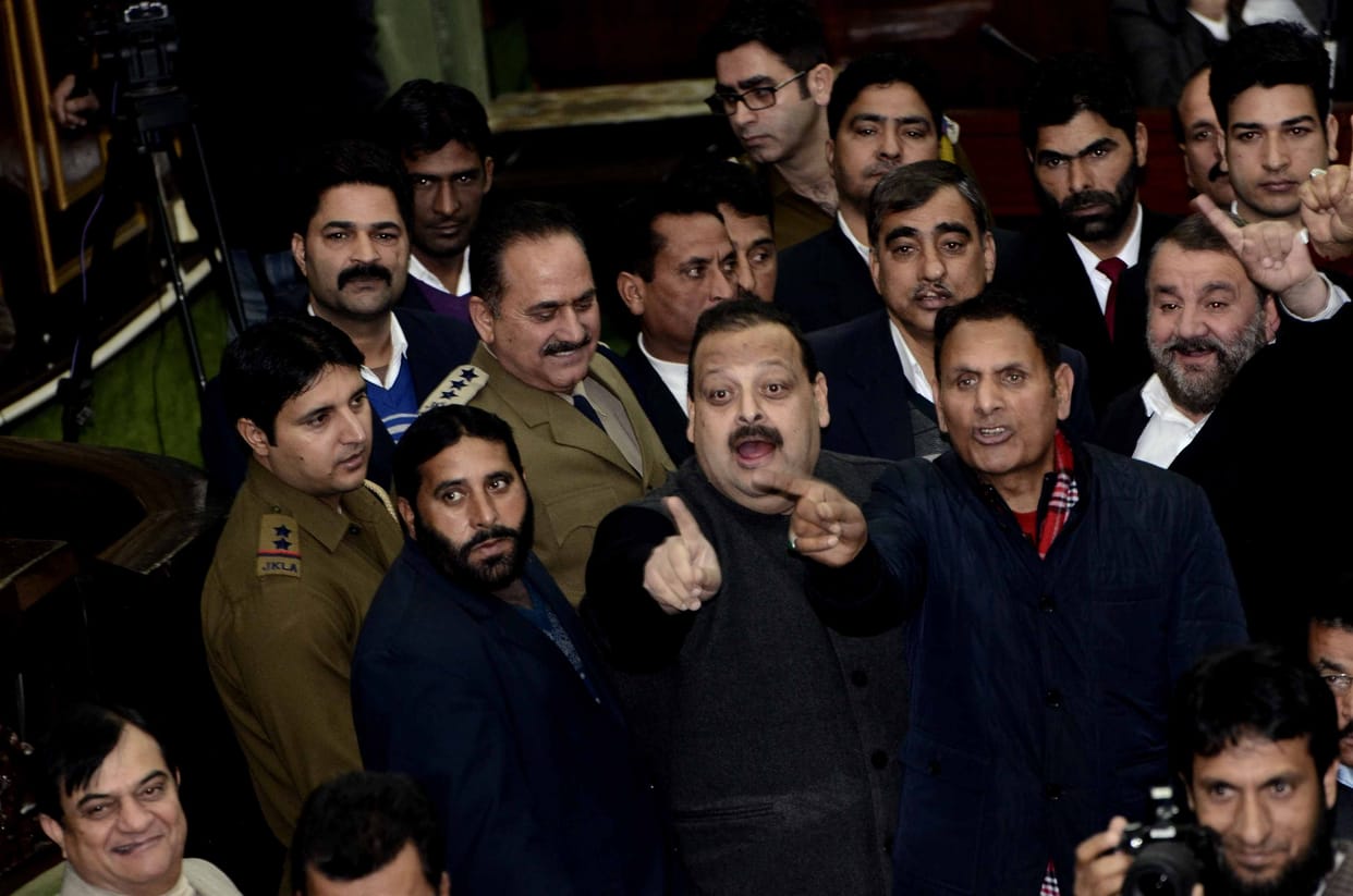 RUCKS IN JAMMU KASHMIR ASSEMBLY ON ISSUE OF COMPANSATION