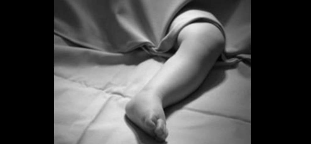 mother kills her four month daughter in UP's biznore
