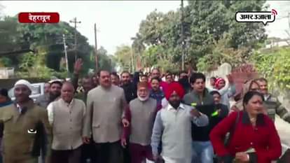 PROTEST AGAINST BJP LEADERSHIP REGARDING FIRST LIST