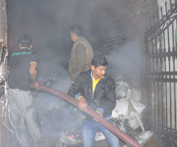  fire in a junk shop in Lucknow.