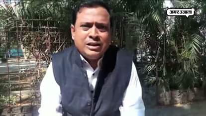 COMEDIAN RAJEEV NIGAM FUNNY VIDEO ON AKHILESH MULAYAM FIGHT