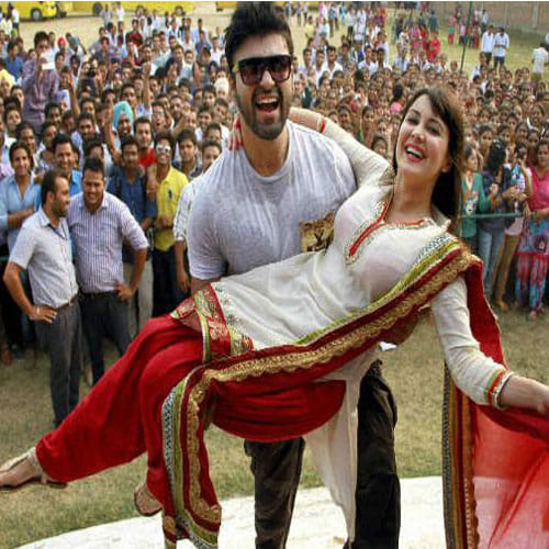birthday special story of minissha lamba and her affair